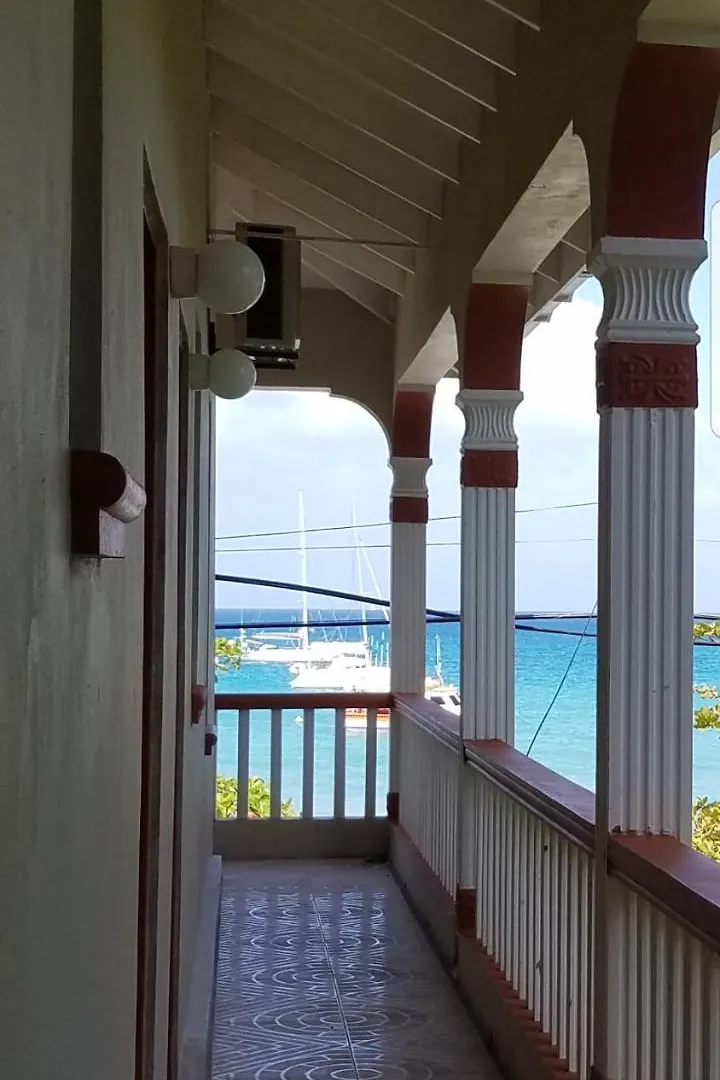 Rosa Guesthouse Carriacou